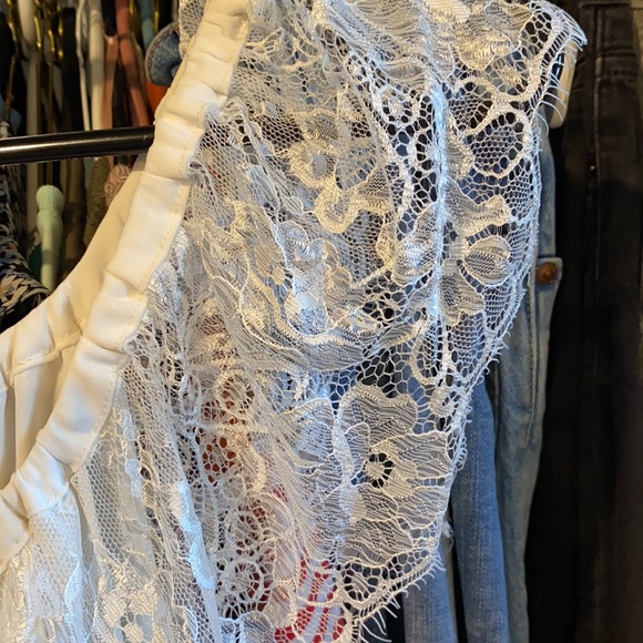 Too small, worn a bit, great tank looks good with jeans. - Picture 3 of 3